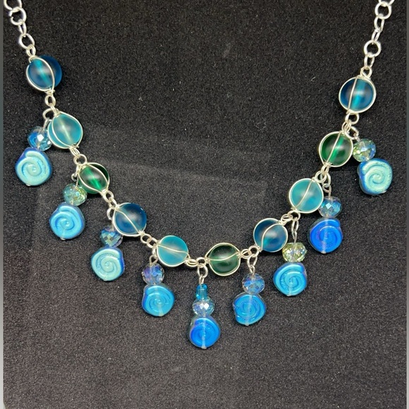 Mermaid’s Treasure- 3 PC Sea Glass Jewelry Set - Necklace, Earrings & Bracelet - Picture 6 of 8